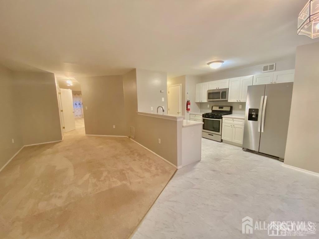 315 Plymouth Rd - Photo 4 of 16