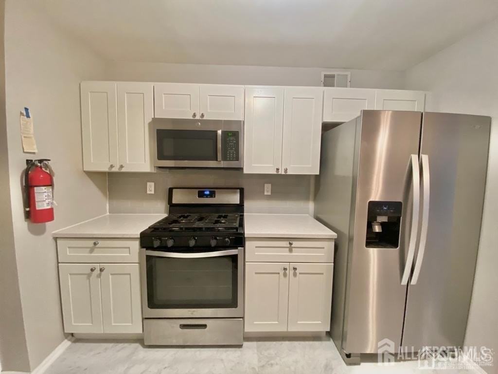 315 Plymouth Rd - Photo 5 of 16