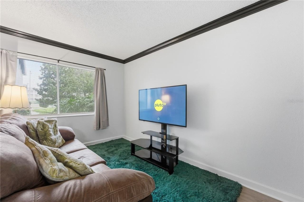 139 Oyster Bay Cir #160 - Photo 2 of 29