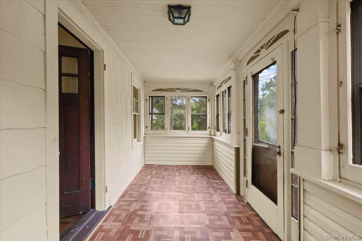 37 Yates Ave - Photo 5 of 12