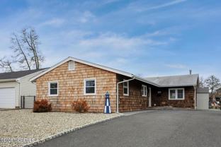 20 Sandy Point Dr - Photo 1 of 1