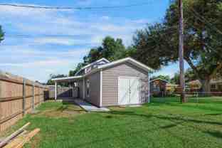 100 Maple Dr #B - Photo 1 of 1