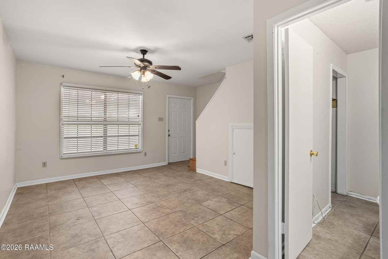 115 Woodworth Ln #F - Photo 4 of 12