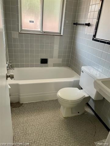 474 W Marshall St - Photo 6 of 7