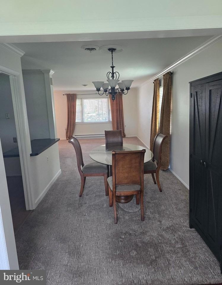29 Marlborough Dr - Photo 3 of 18