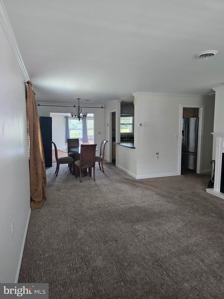 29 Marlborough Dr - Photo 7 of 18
