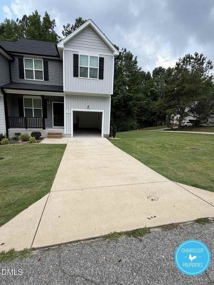 109 Stewarts Knob Dr - Photo 3 of 18