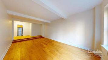 featured image of E 56th St #5C