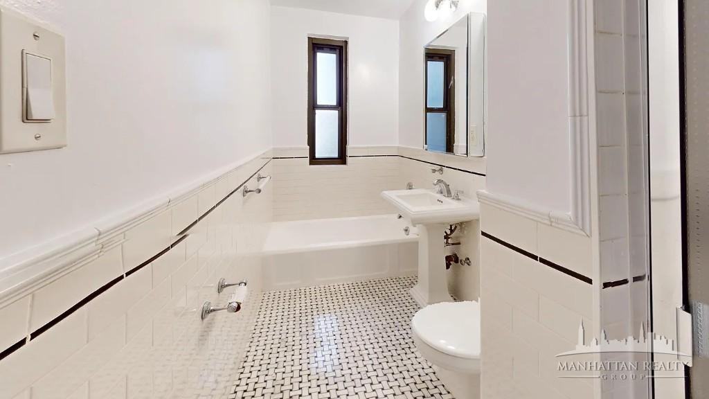 E 56th St #5C - Photo 5 of 5