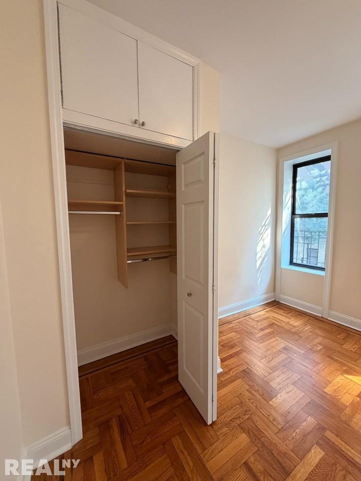 E 12th St #35 - Photo 2 of 10