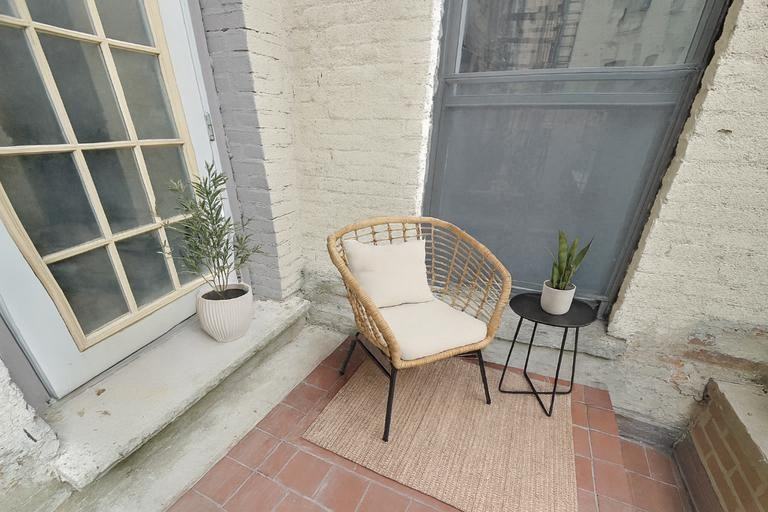 Mott St #5-2A - Photo 6 of 7