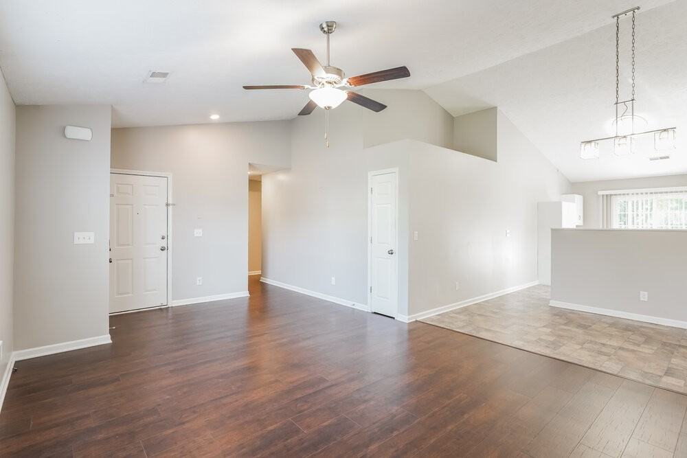 3260 Cain Harbor Dr - Photo 4 of 16