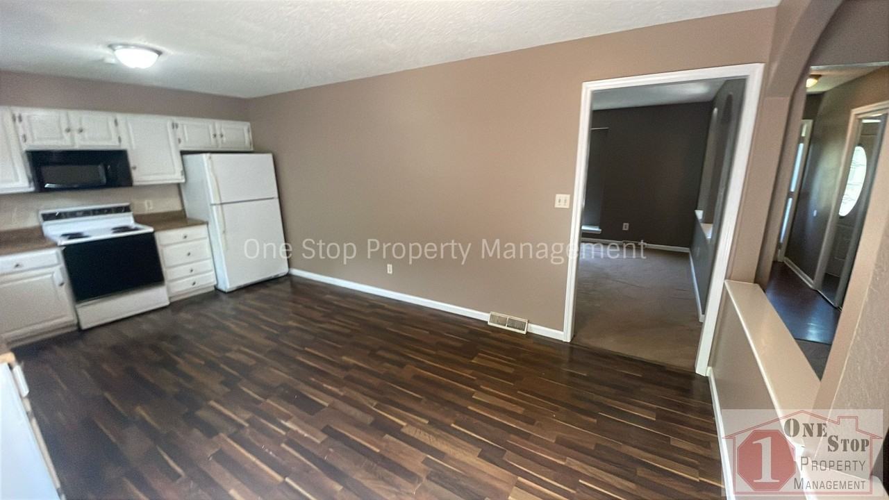 17311 E 51st Street Ct S - Photo 6 of 26