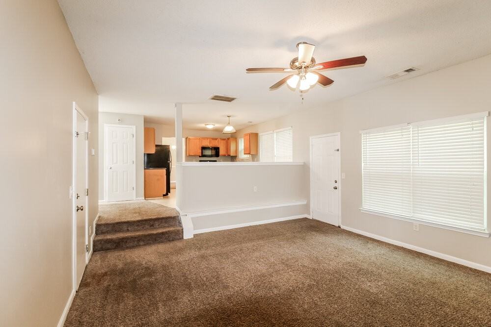 429 Grier Dr - Photo 5 of 17