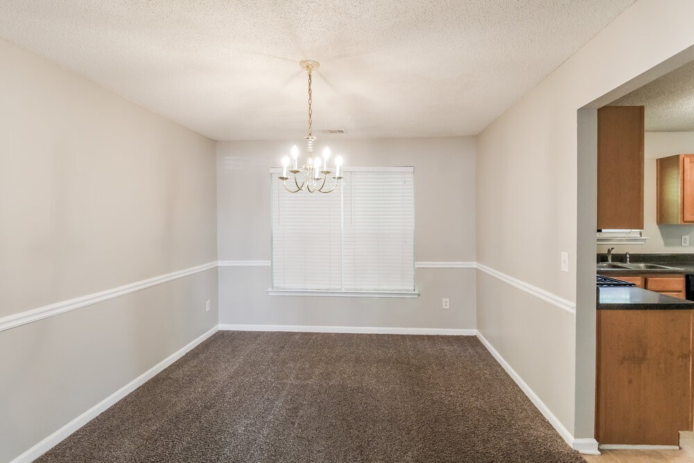 429 Grier Dr - Photo 6 of 17