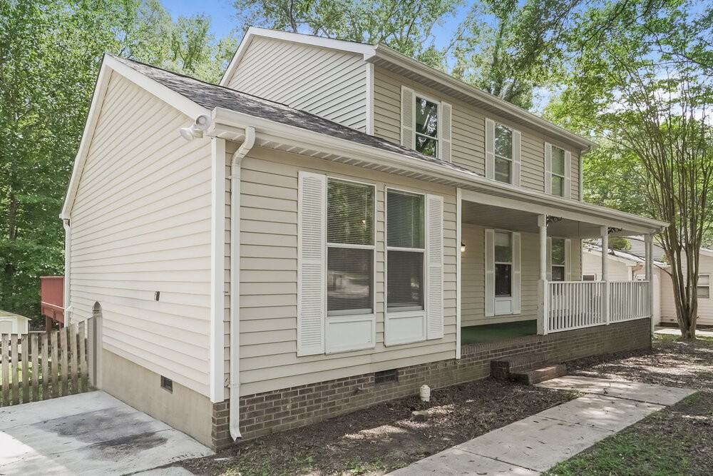 5708 Running Wood Ln - Photo 4 of 17