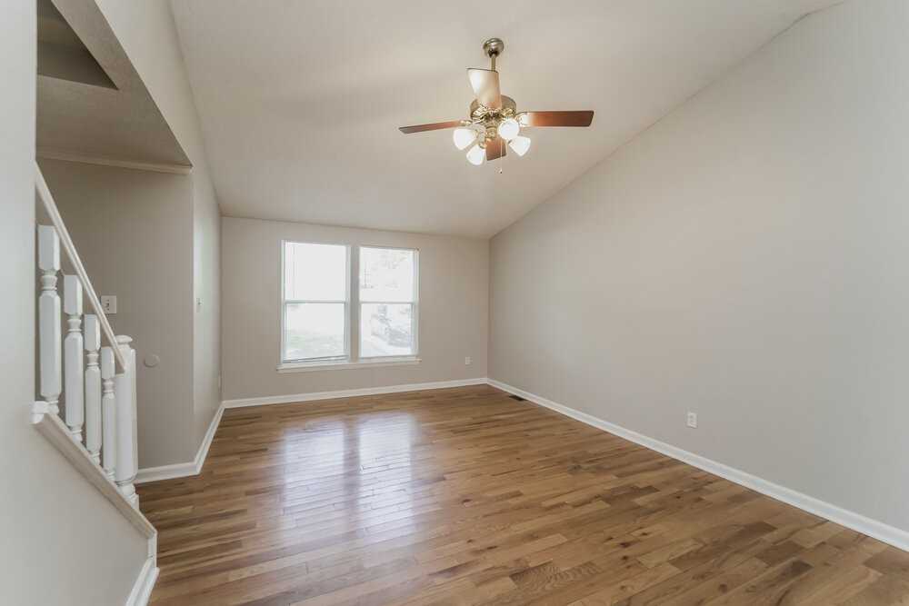 5708 Running Wood Ln - Photo 6 of 17