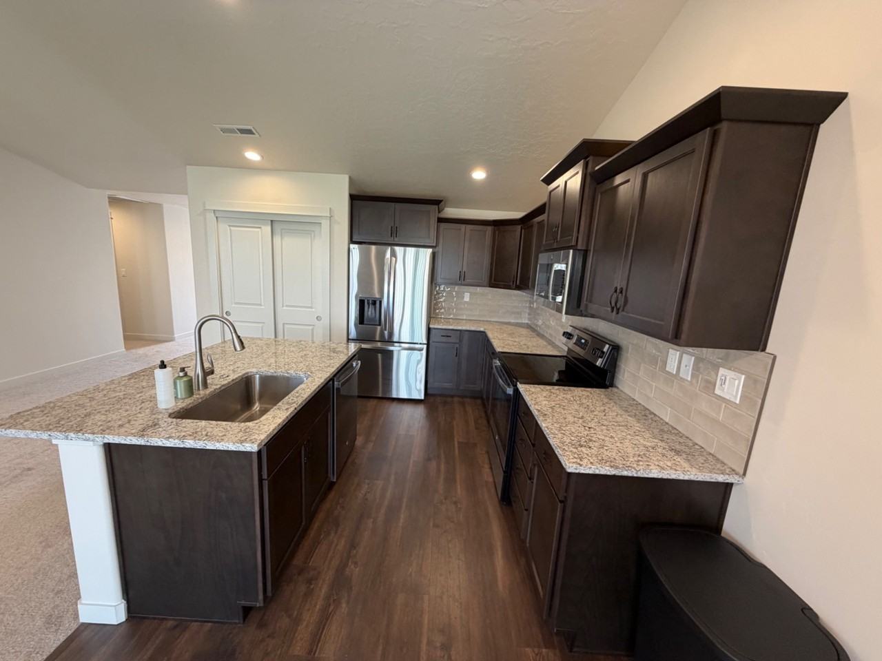 10288 W Trident Ridge Dr - Photo 4 of 18