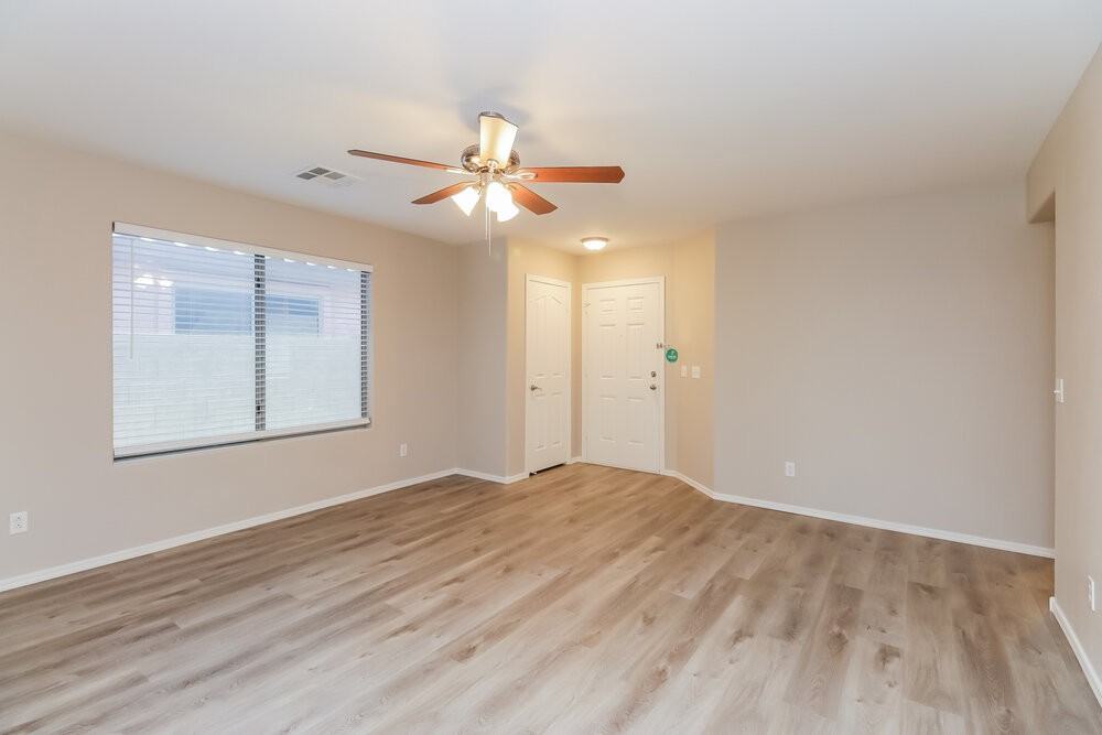 2370 W Gold Dust Ave - Photo 3 of 15