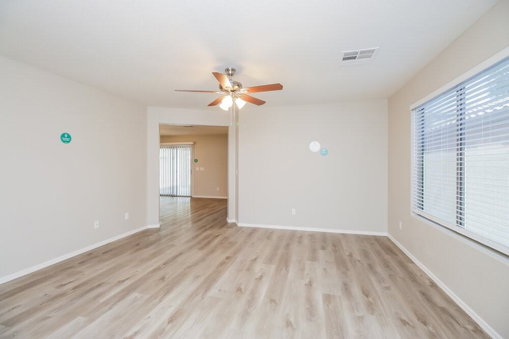 2370 W Gold Dust Ave - Photo 4 of 15