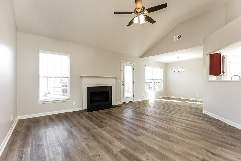 6769 Ascot Dr - Photo 4 of 17