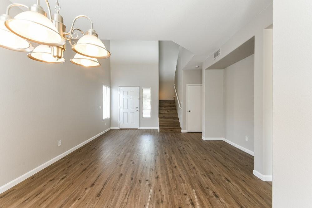 40915 N Barnum Way - Photo 5 of 17