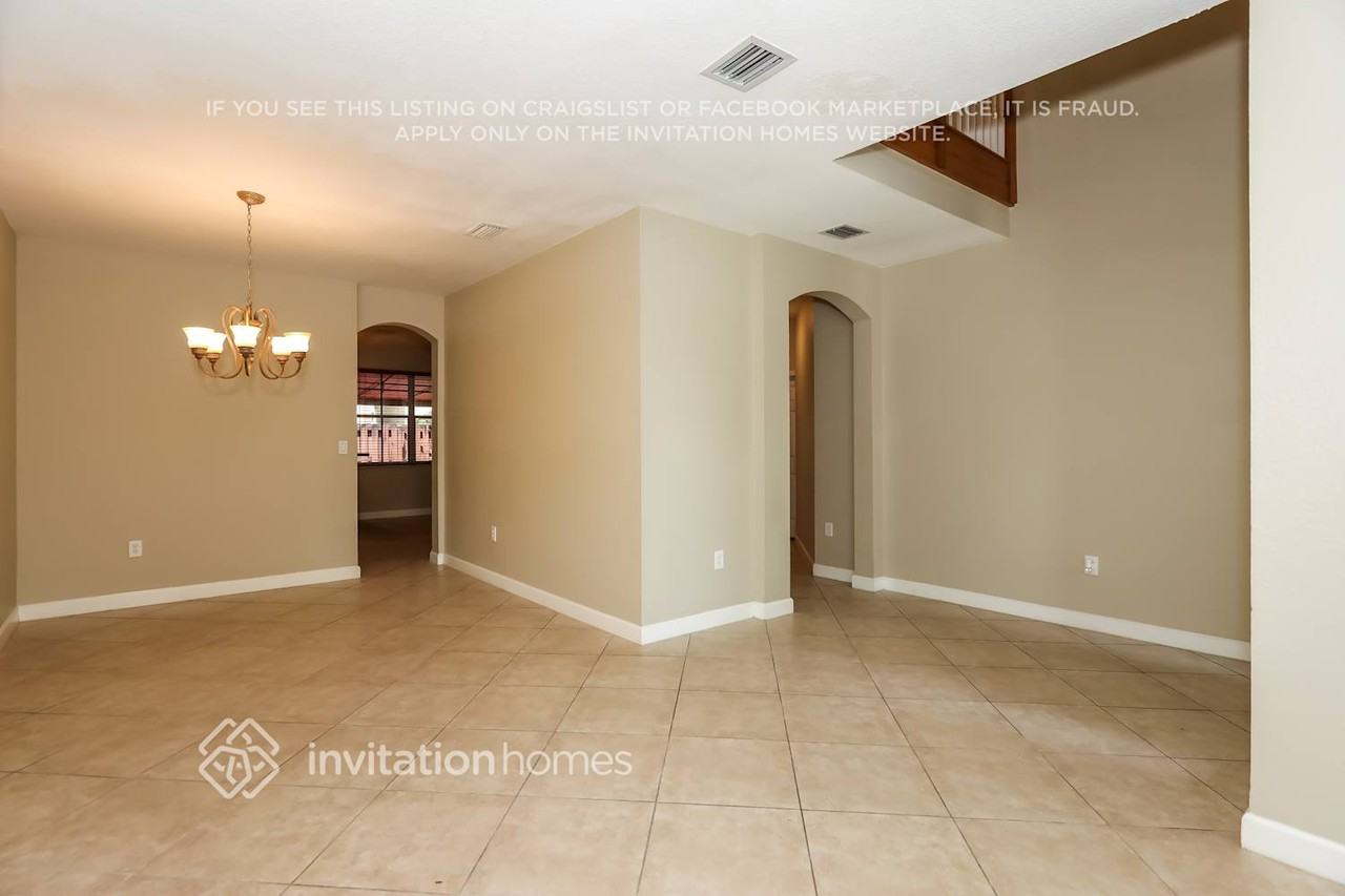 12274 Sw 123rd Pl - Photo 5 of 20