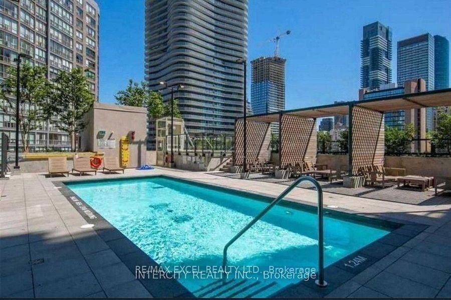 955 Bay Street #324 - Photo 2 of 8