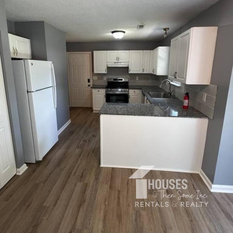 1 Valhalla Ln - Photo 4 of 18