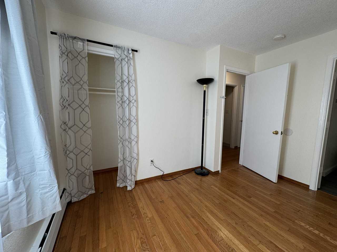 1233 Crescent Dr #1 - Photo 7 of 14