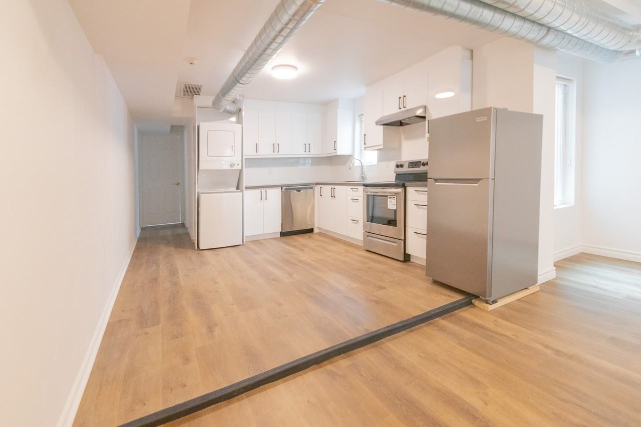 46 Ossington Avenue #2nd floor - Photo 5 of 16