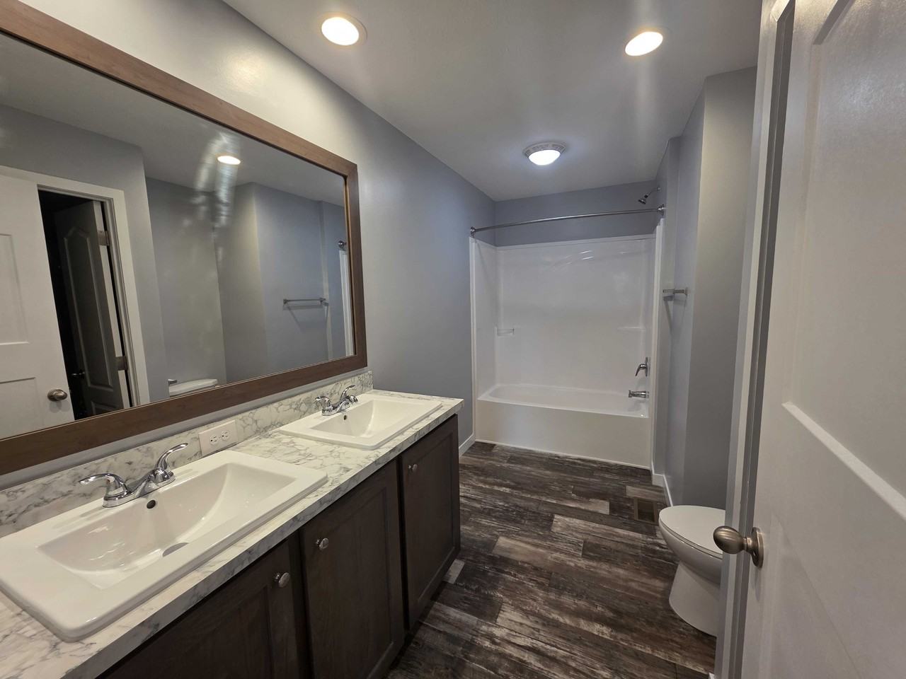 3692 Chestnut St #913 - Photo 6 of 14