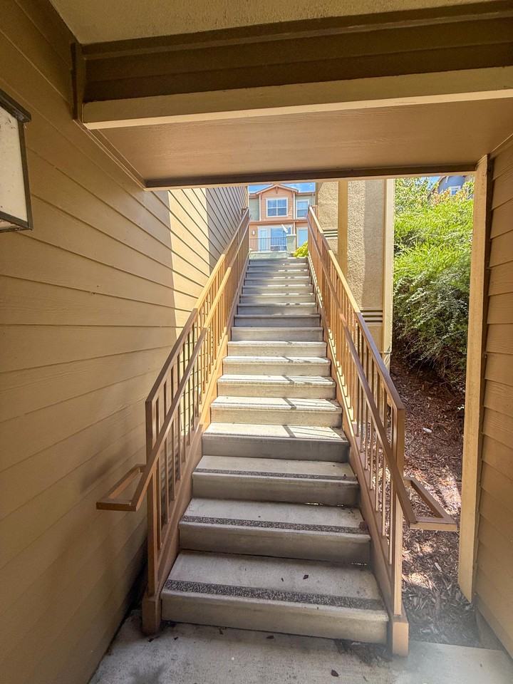 6491 Bayview Dr #1 - Photo 7 of 50