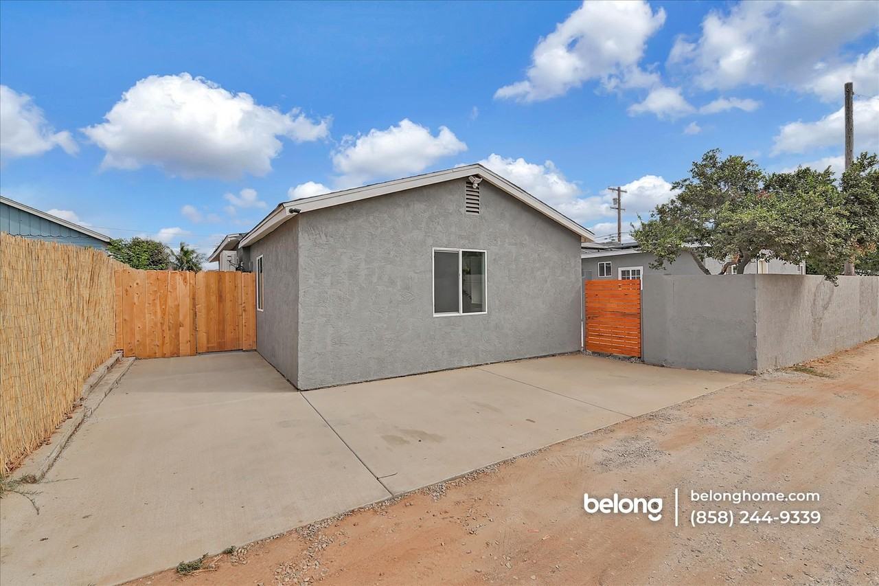 1722 L Ave - Photo 4 of 21