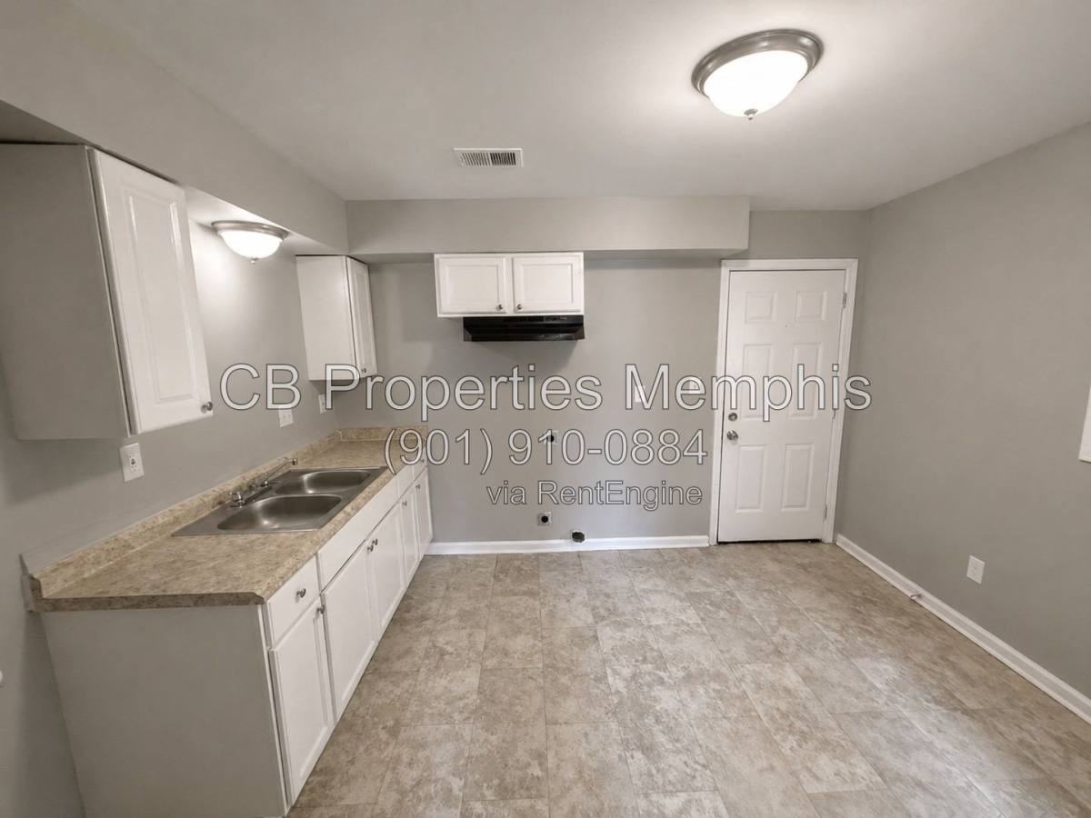 4360 Bluebell St - Photo 2 of 9