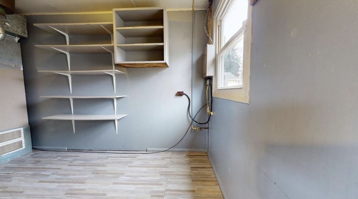 186 Whittier Rd - Photo 6 of 11