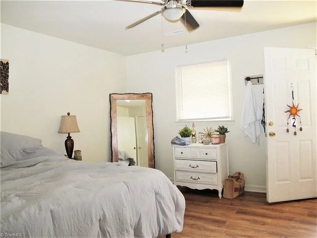 5550 Davis Rd #3 - Photo 2 of 7