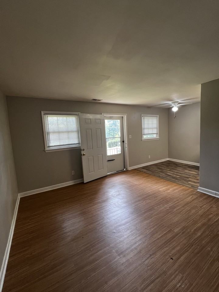 5550 Davis Rd #3 - Photo 6 of 7