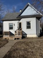 featured image of 968 W View St