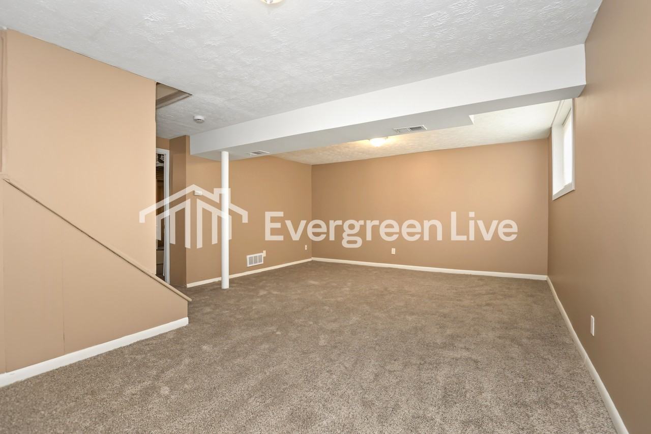 2509 Impala Dr - Photo 4 of 15