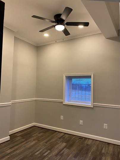 833 North Fulton Avenue - Photo 3 of 12