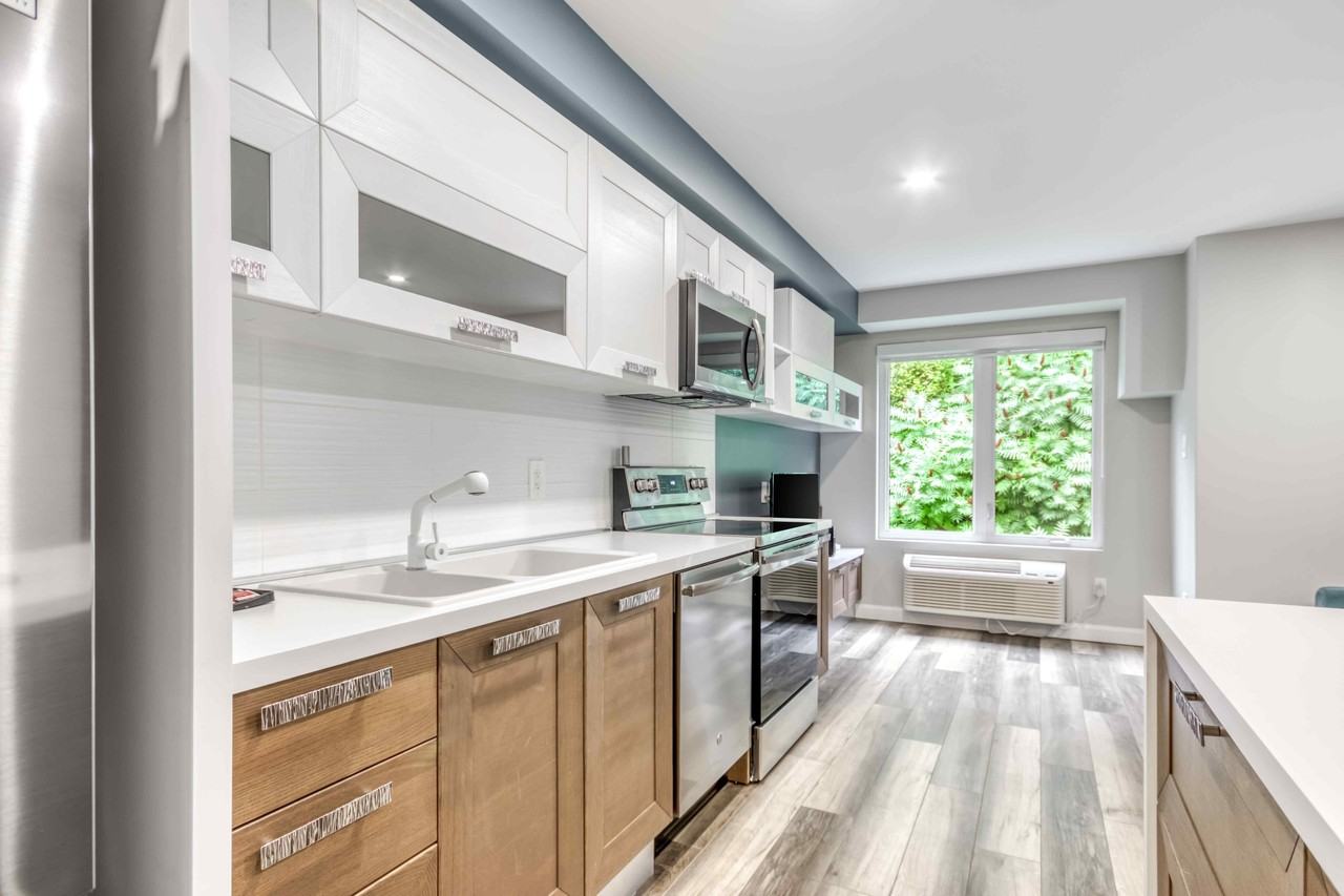 1755 Regent Street - Photo 3 of 20