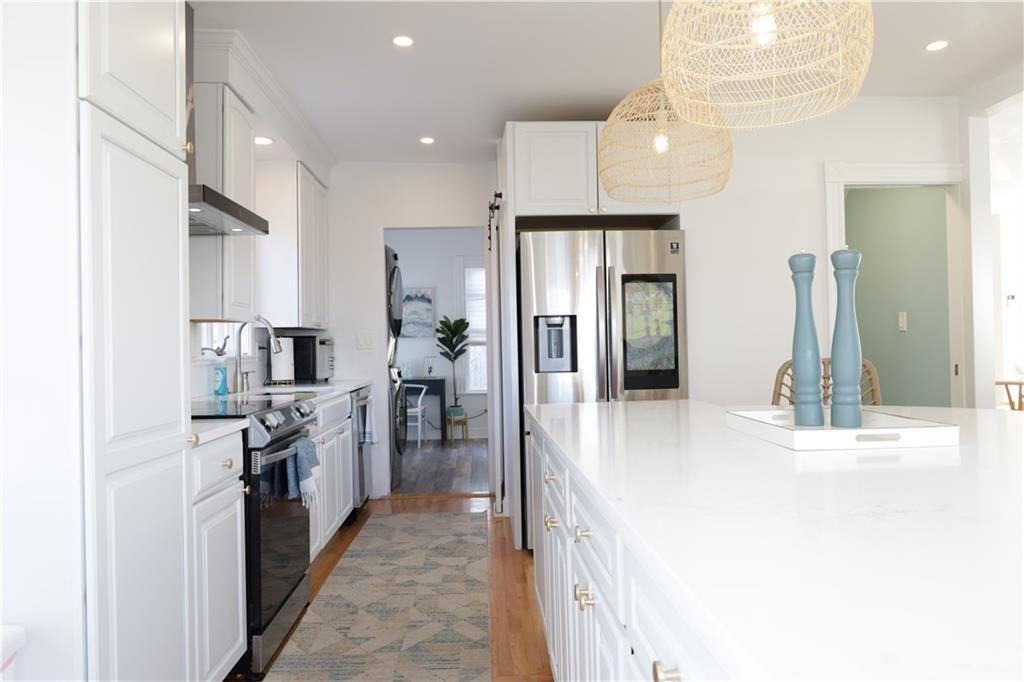 299 Prospect Ave - Photo 4 of 26