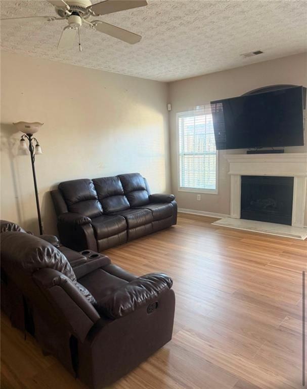 5347 Langston Way - Photo 2 of 7