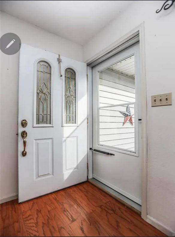 138 Inverness - Photo 2 of 4
