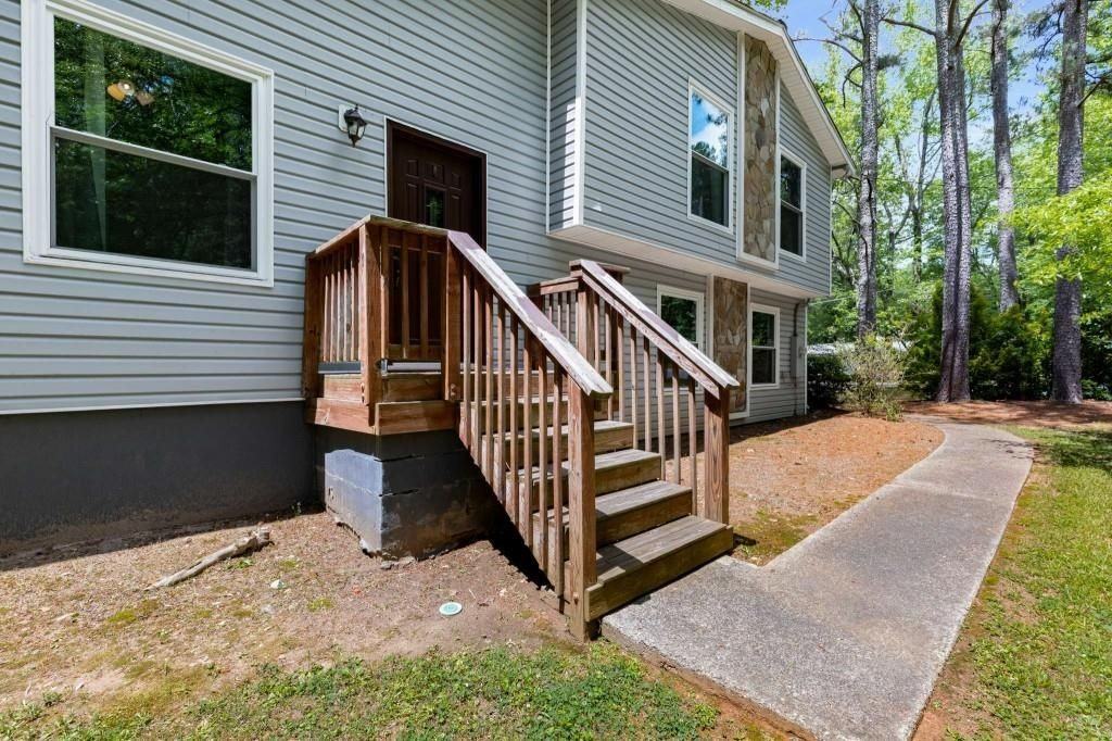 1741 Branch View Dr - Photo 3 of 34