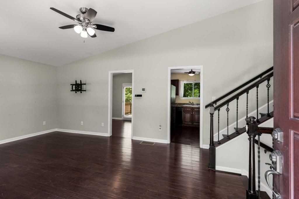 1741 Branch View Dr - Photo 4 of 34