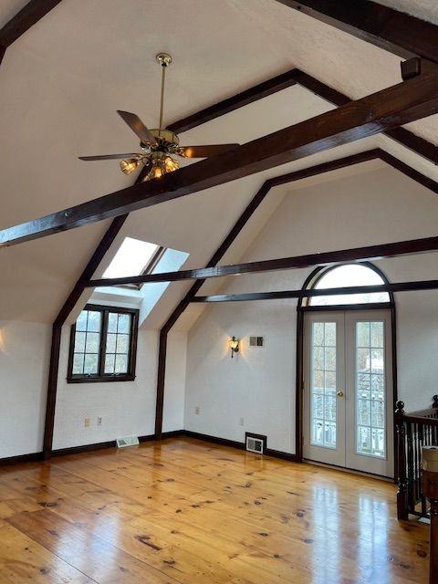 16A Stowe Rd ##A - Photo 2 of 7
