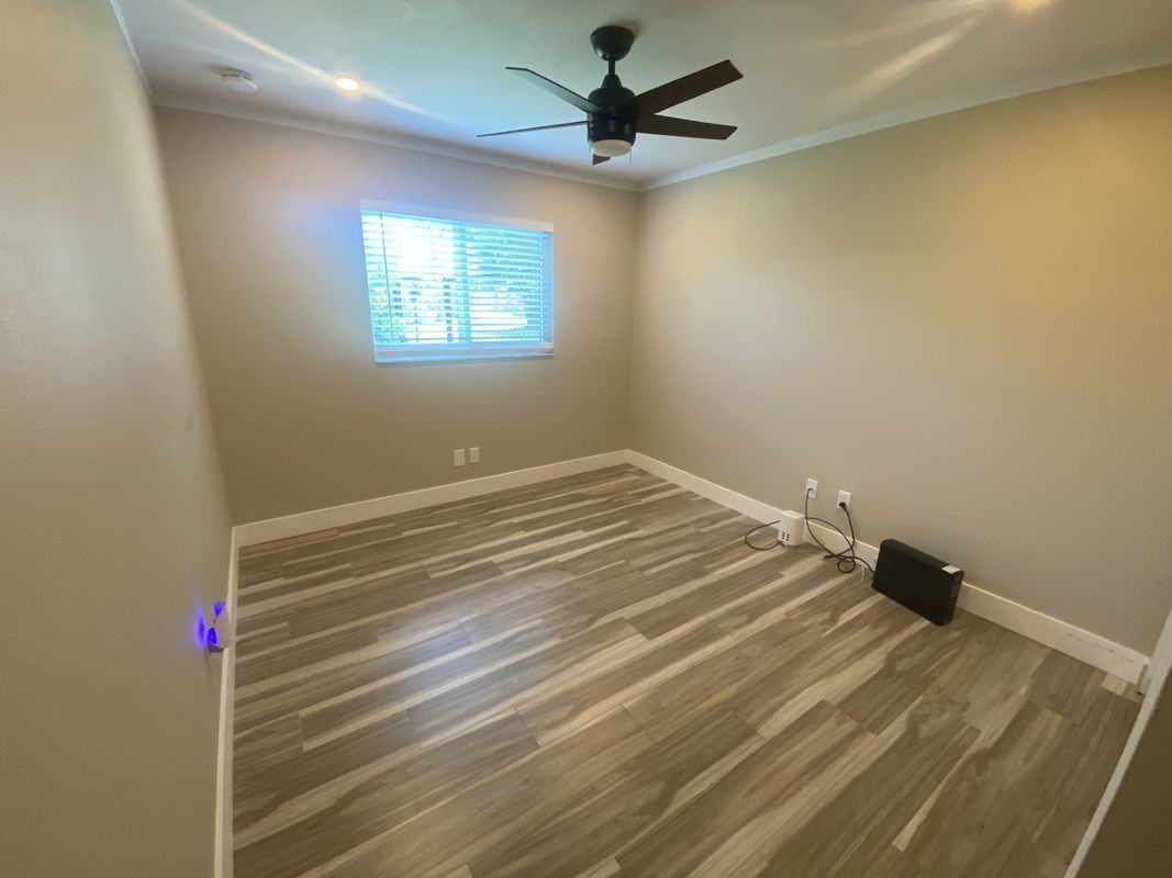 525 Se 11th Ct - Photo 6 of 9