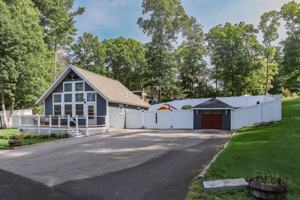 featured image of 34 Blueberry Cir